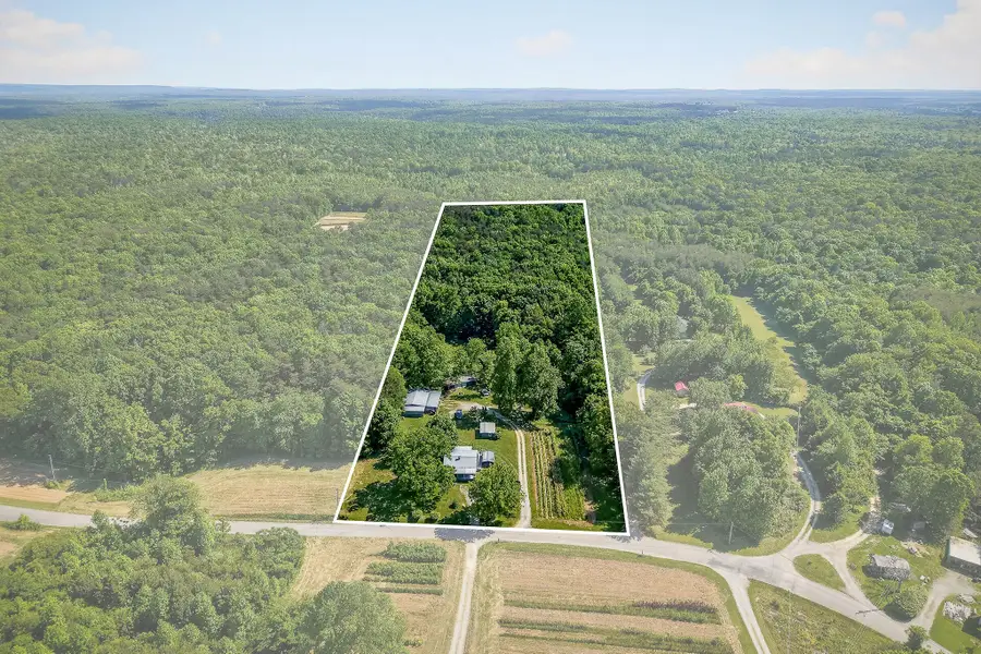 1720 Besstown Rd, Beersheba Springs, TN 37305 - #3