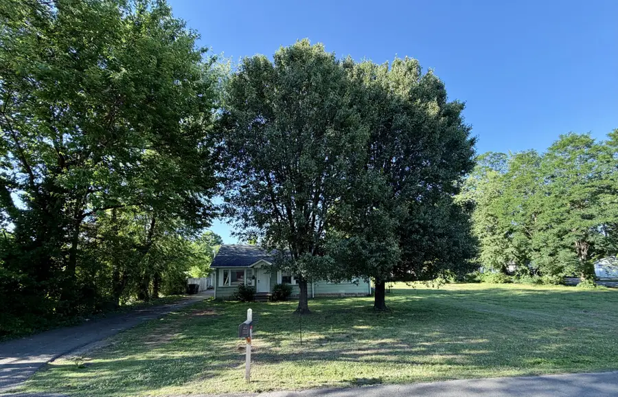 606 Peachtree St, Murfreesboro, TN 37129 - #2