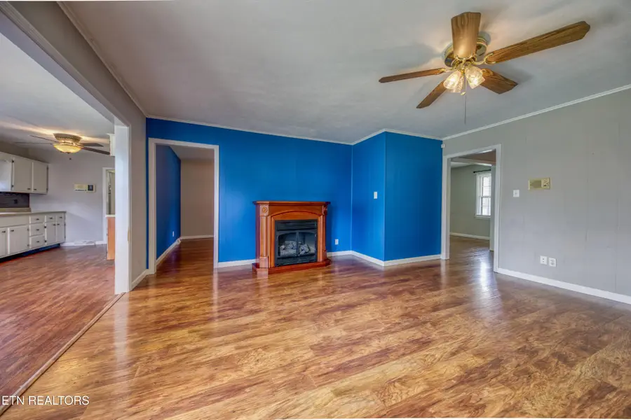 7629 Berkshire Blvd, Powell, TN 37849 - #3