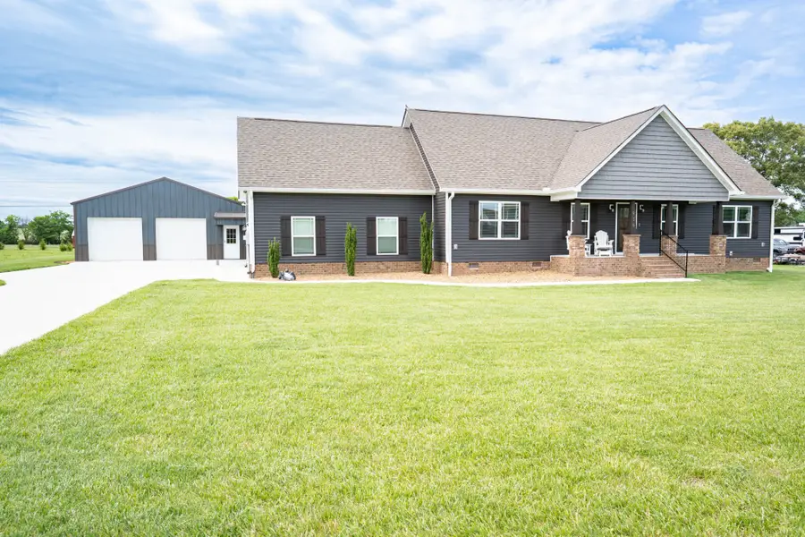 936 Richland Farms Dr, Manchester, TN 37355 - #2