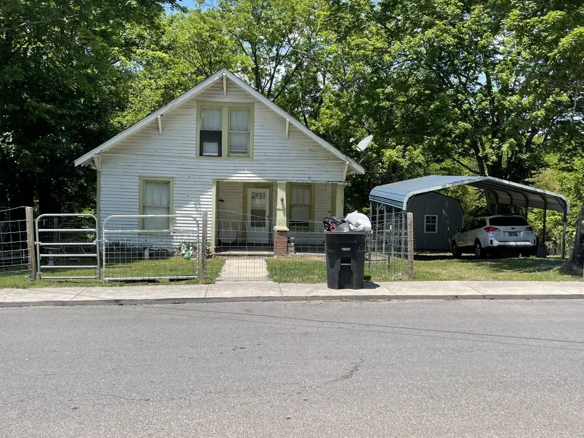1118 Georgia Avenue, Athens, TN 37303 - #1