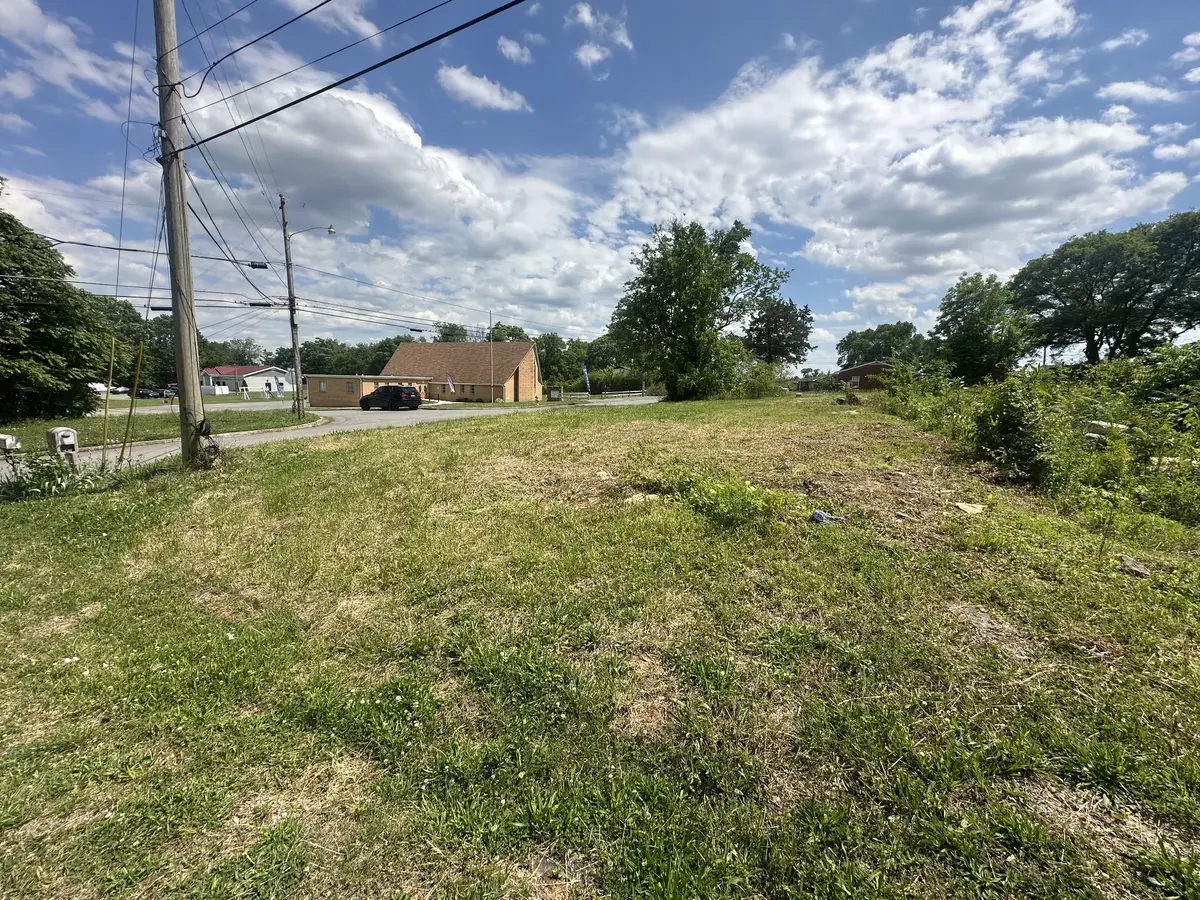 101 Plum St, Shelbyville, TN 37160 - #1