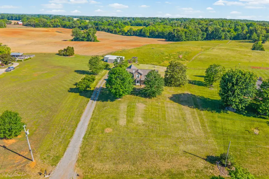 3897 Sadlersville Rd, Adams, TN 37010 - #2