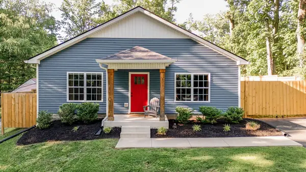 711 Ridgecrest Dr, Clarksville, TN 37040