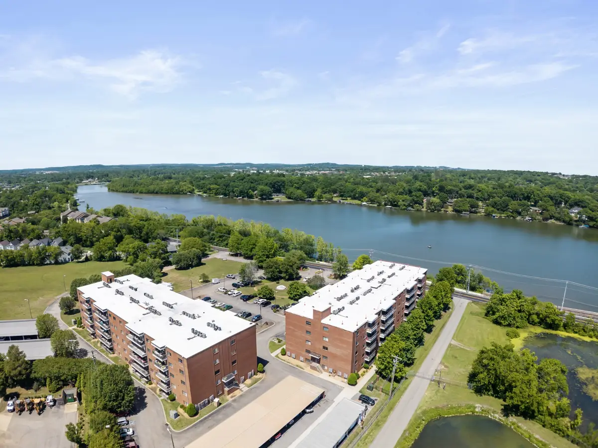 200 Sanders Ferry Rd #2406, Hendersonville, TN 37075 - #1