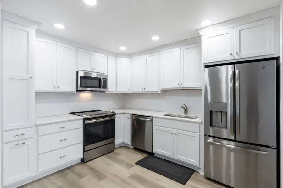 200 Sanders Ferry Rd #2406, Hendersonville, TN 37075 - #3