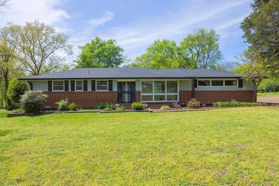 127 Riviera Dr, Hendersonville, TN 37075 - #2