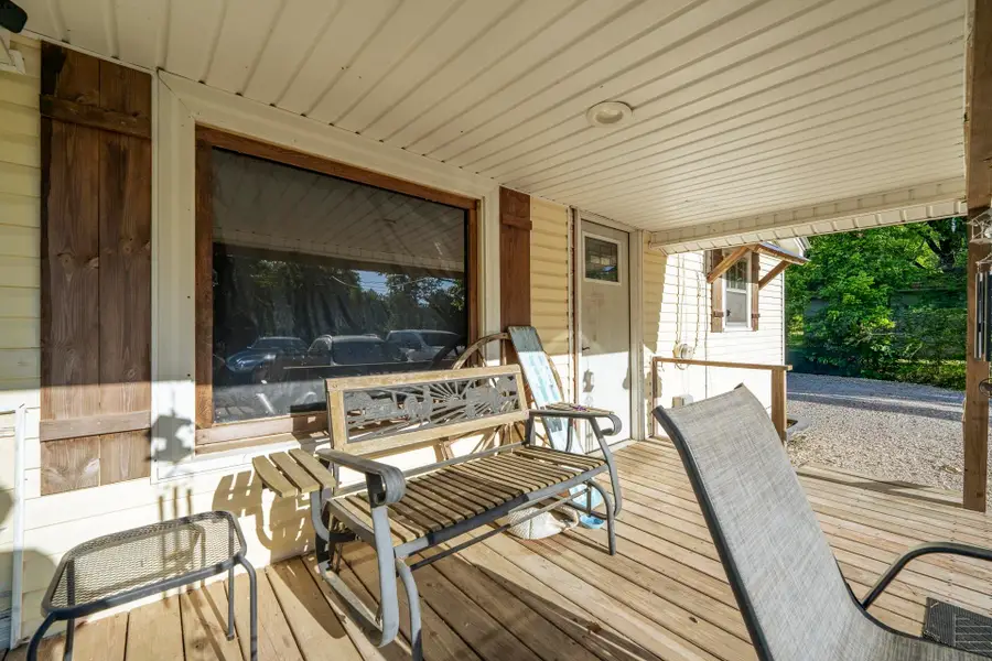 730 Cravens Dr, Savannah, TN 38372 - #3