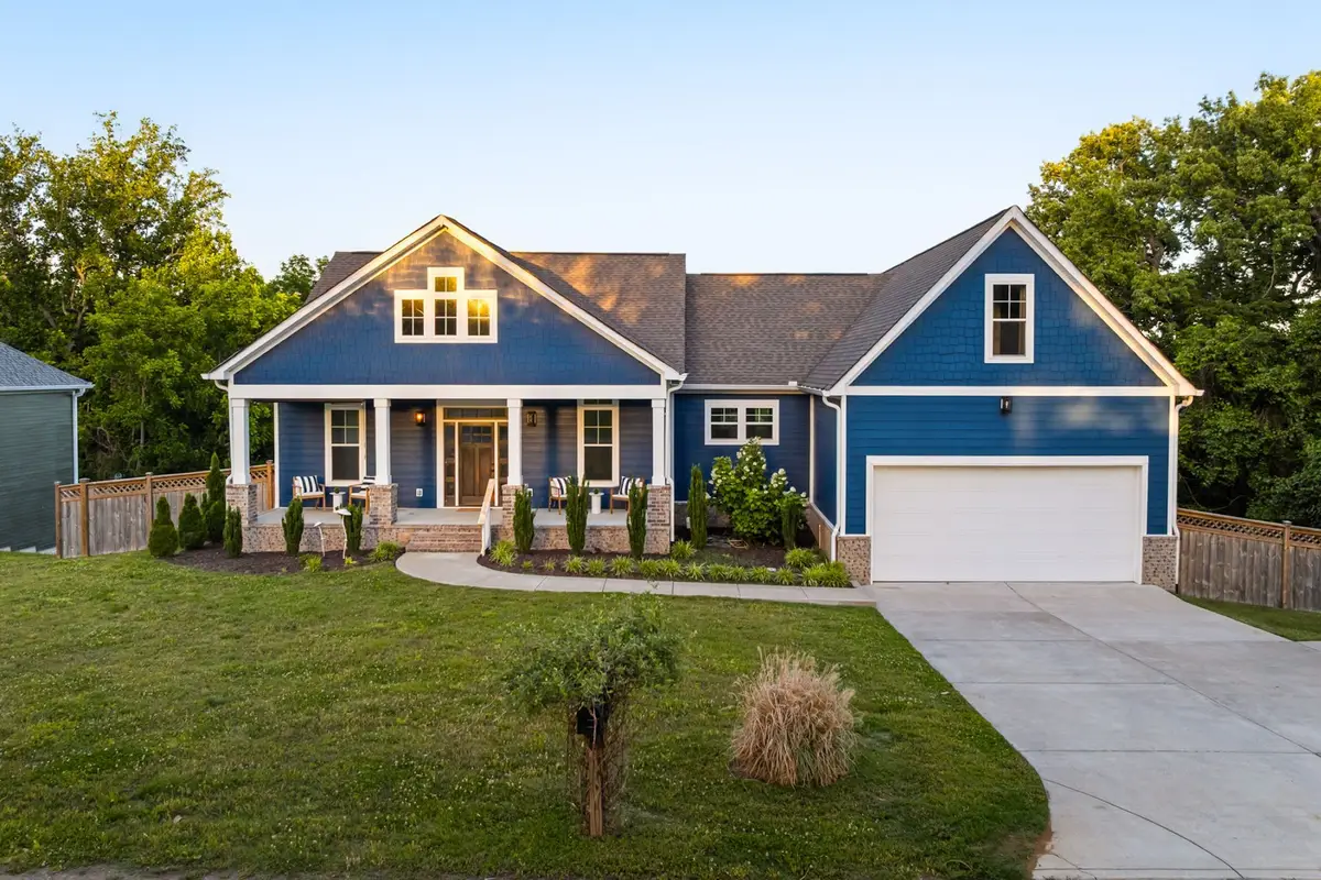 102 Riverwood Dr, Hendersonville, TN 37075 - #1