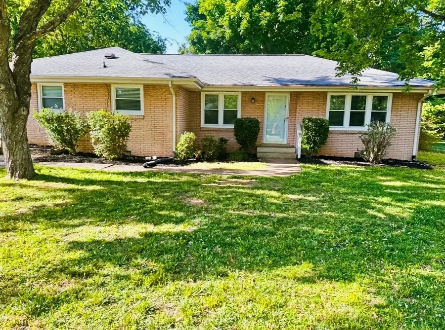 910 Glenwood Dr, Murfreesboro, TN 37129 - #2
