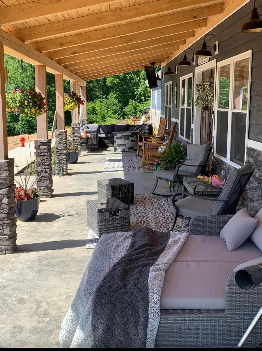 1016 Pointe Of View Ln, Stewart, TN 37175 - #2