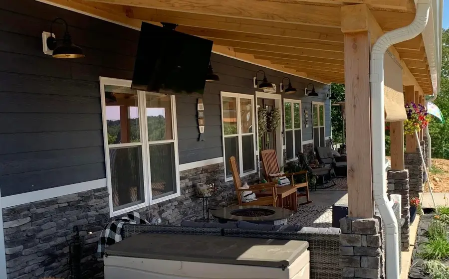 1016 Pointe Of View Ln, Stewart, TN 37175 - #3