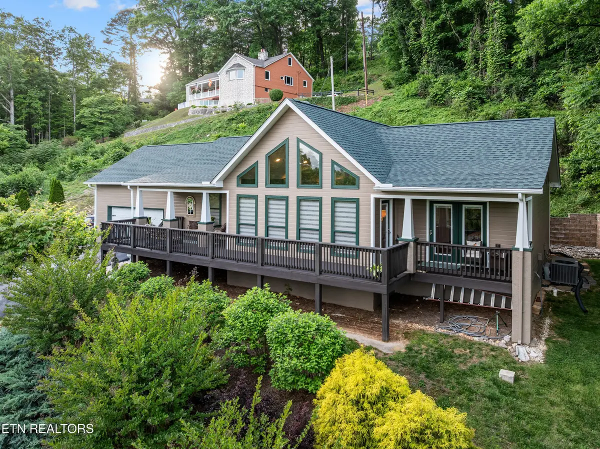 4601 Holston Hills Rd, Knoxville, TN 37914 - #1