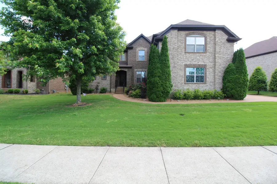 337 Crooked Creek Ln, Hendersonville, TN 37075 - #2