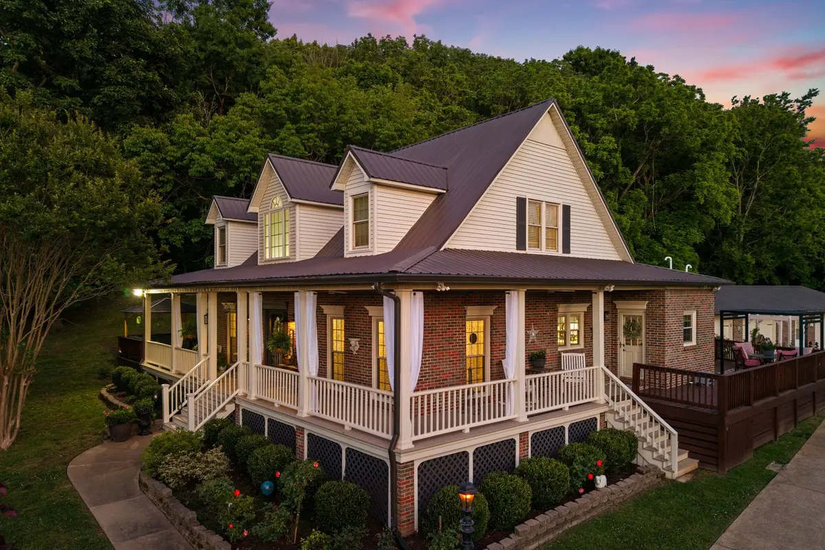 1204 Bobs Ln, Mount Pleasant, TN 38474 - #1