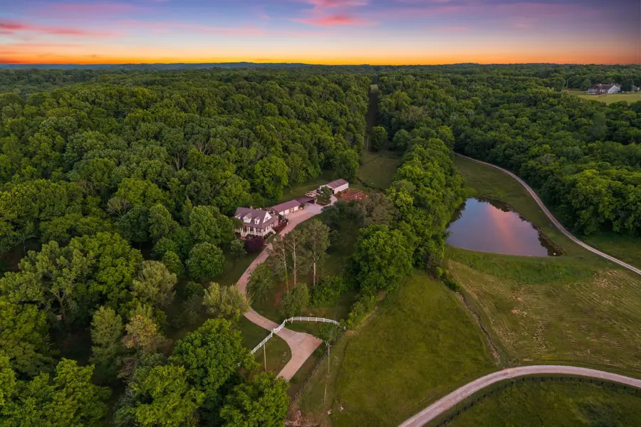 1204 Bobs Ln, Mount Pleasant, TN 38474 - #3