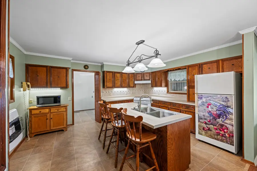 8932 Mount Carmel Rd, Decaturville, TN 38329 - #3