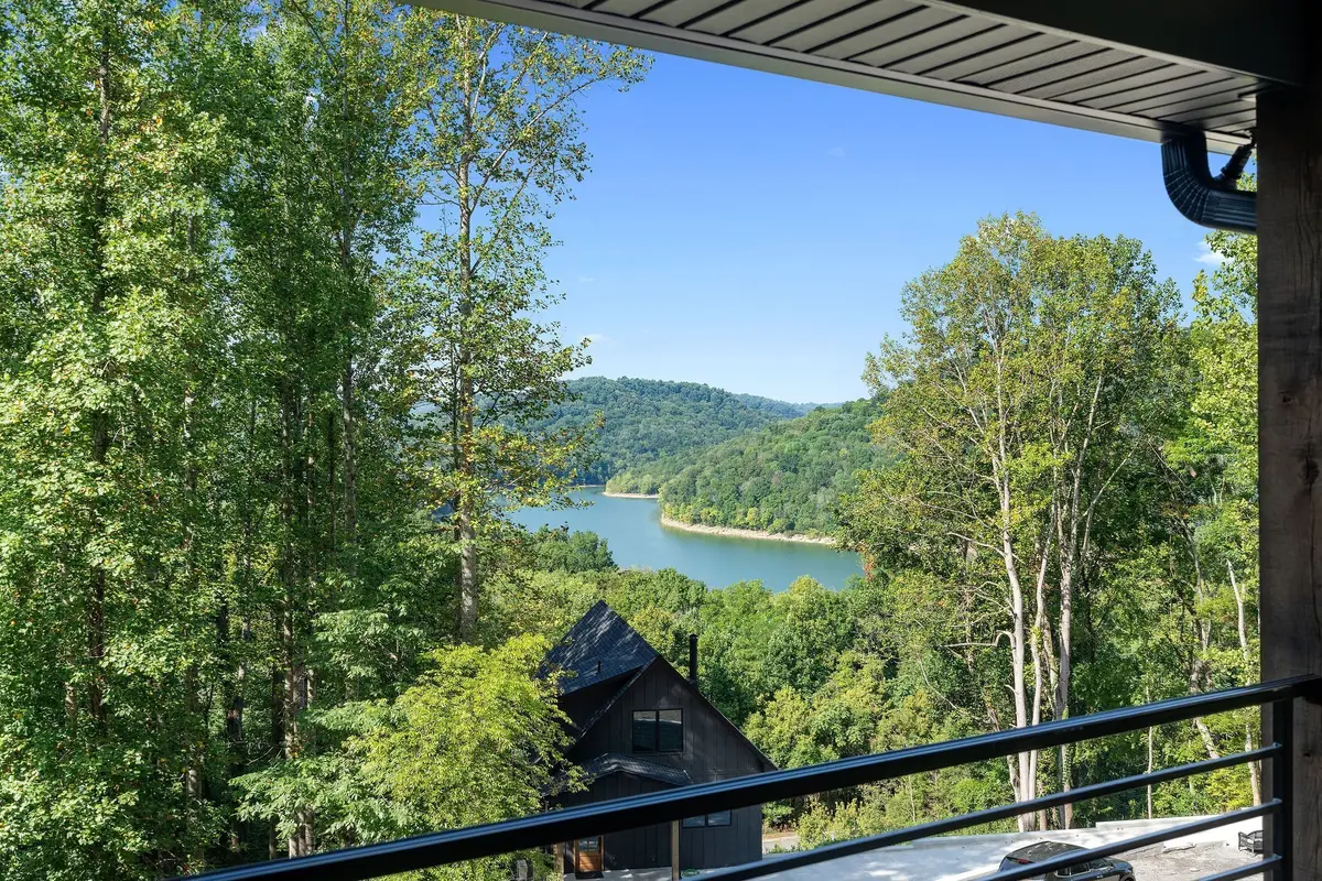2405 Shoreside Dr, Smithville, TN 37166 - #1