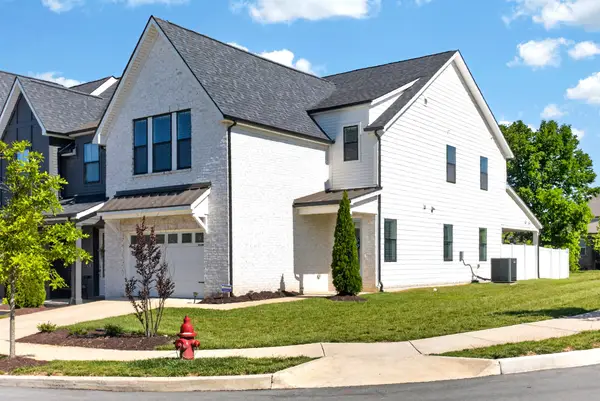 1500 Nickelby Pl, Thompsons Station, TN 37179