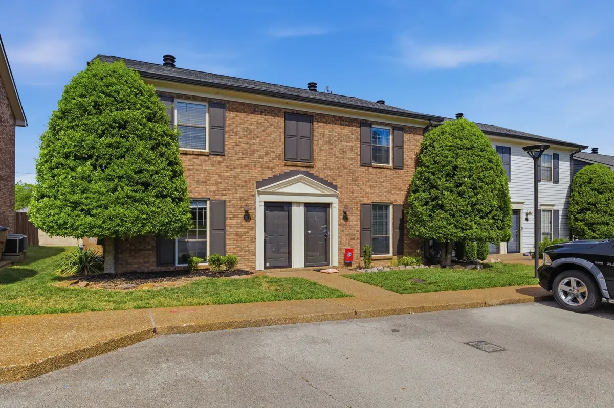 132 Academy Sq, Nashville, TN 37210 - #1