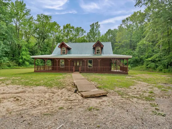 409 Elora Rd, Elora, TN 37328