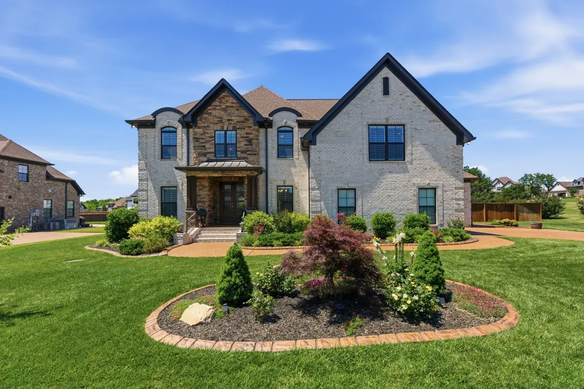 1504 Macintosh Dr, Mount Juliet, TN 37122 - #1