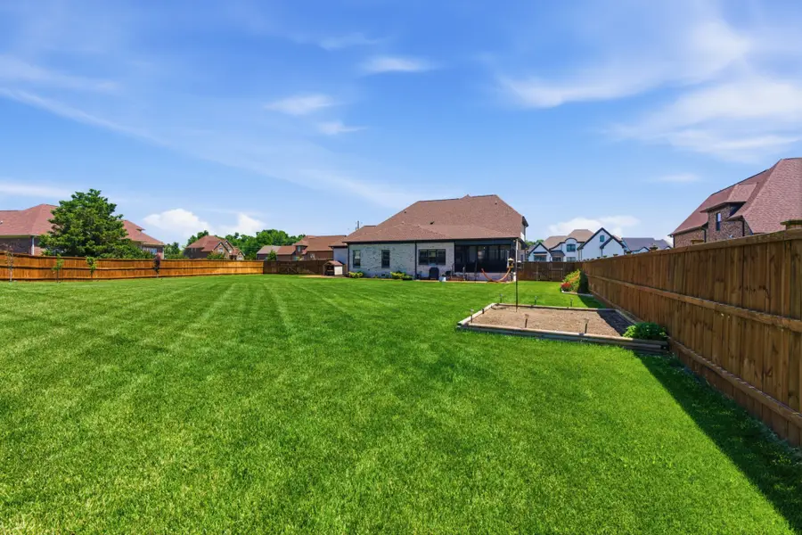 1504 Macintosh Dr, Mount Juliet, TN 37122 - #2