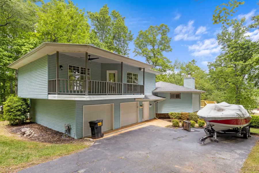 2266 N Shore Acres Road, Soddy Daisy, TN 37379 - #2