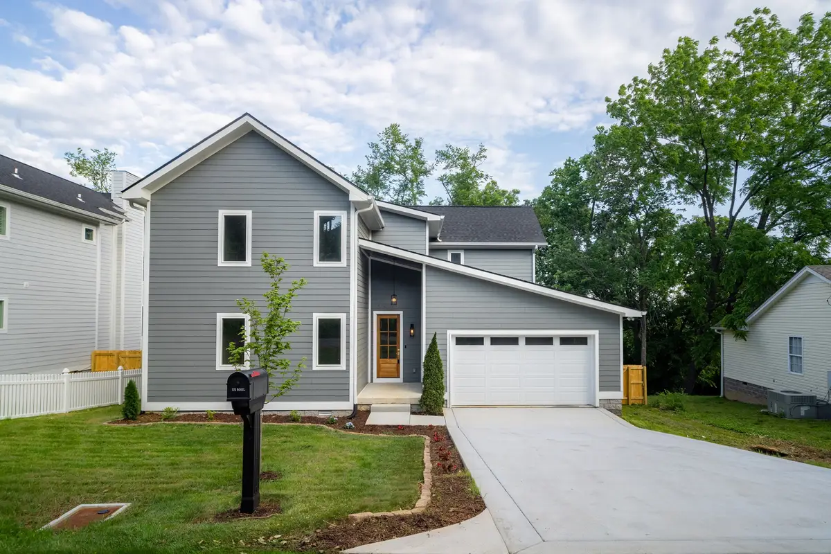2403 Stivers St, Nashville, TN 37218 - #1