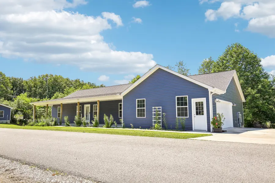 115 Early Morning Dr, Russellville, KY 42276 - #3