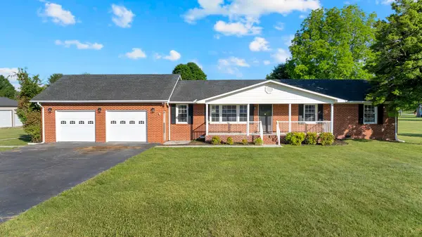 518 Maple Springs Rd, Manchester, TN 37355