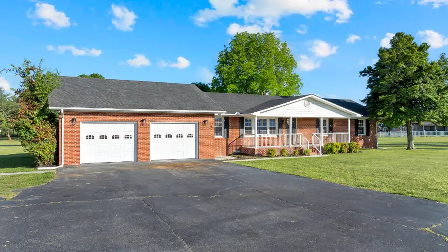 518 Maple Springs Rd, Manchester, TN 37355 - #2