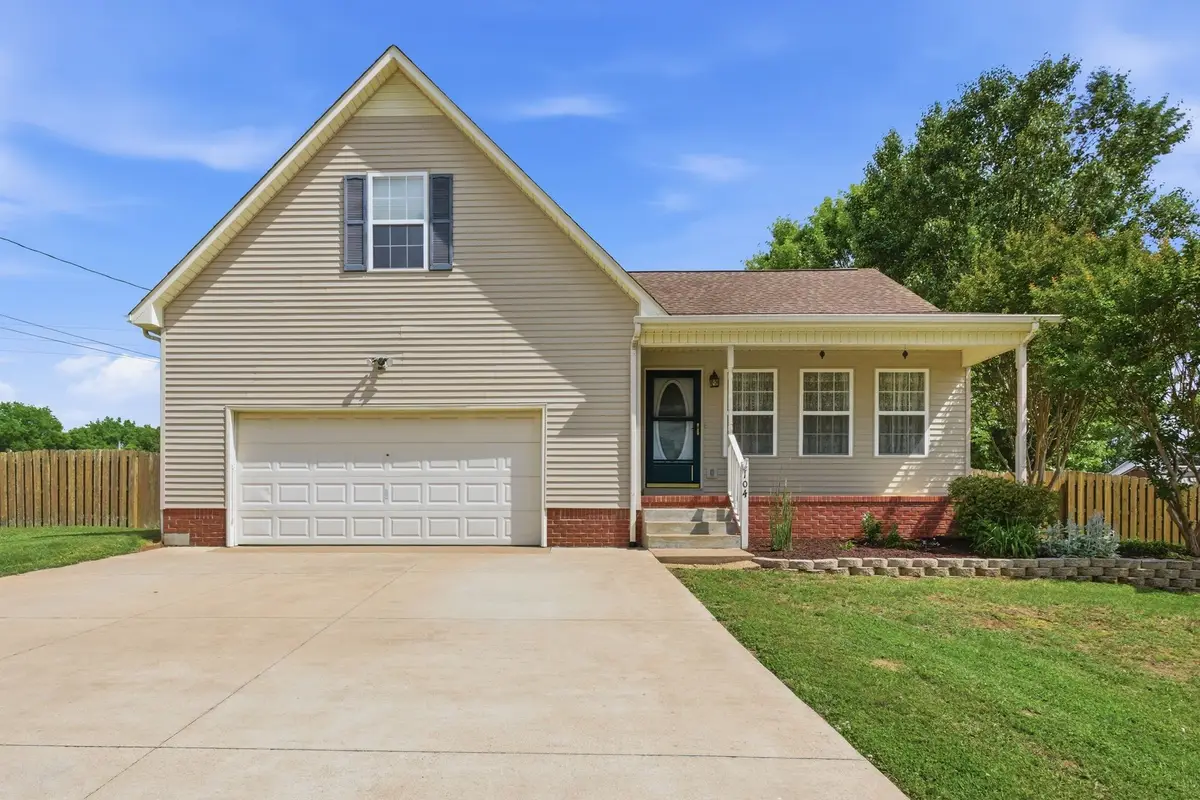 104 Creekview Dr, Columbia, TN 38401 - #1
