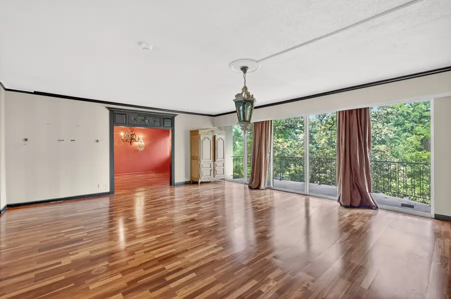 4215 Harding Pike #309, Nashville, TN 37205 - #3