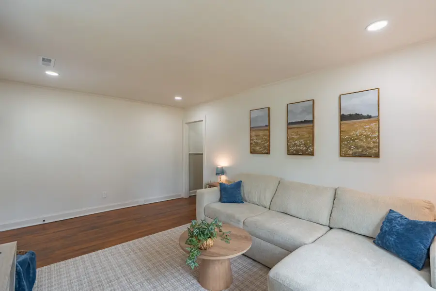 915 Leaf Ave, Murfreesboro, TN 37130 - #3