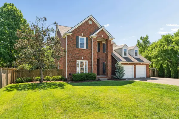 6217 Deerbrook Dr, Nashville, TN 37221