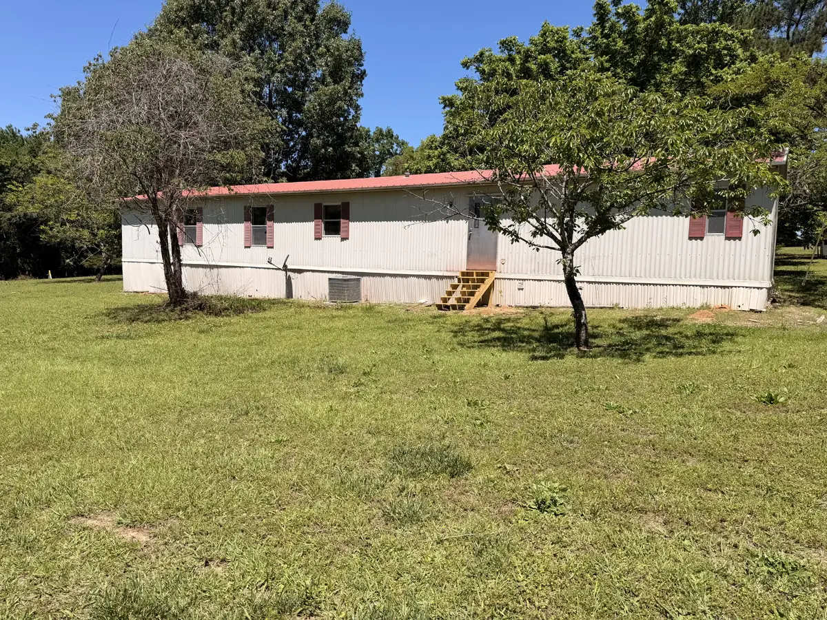 54 Frederick Pl, Linden, TN 37096 - #1