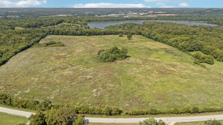 527 Southport Rd, Mount Pleasant, TN 38474 - #3