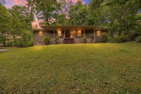 2553 Oak Shadows Drive, Chattanooga, TN 37421