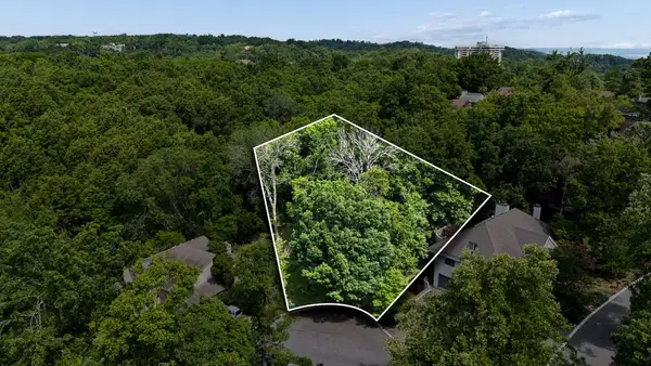 804 Harpeth Trace Pl, Nashville, TN 37221