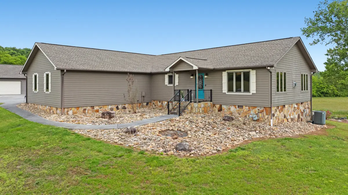 6052 Morganton Rd, Greenback, TN 37742 - #1