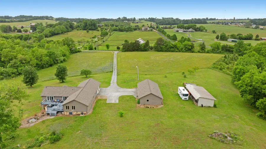 6052 Morganton Rd, Greenback, TN 37742 - #2