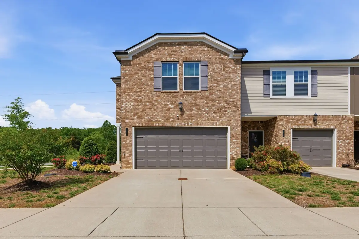 1201 W End Station Dr, Lebanon, TN 37087 - #1