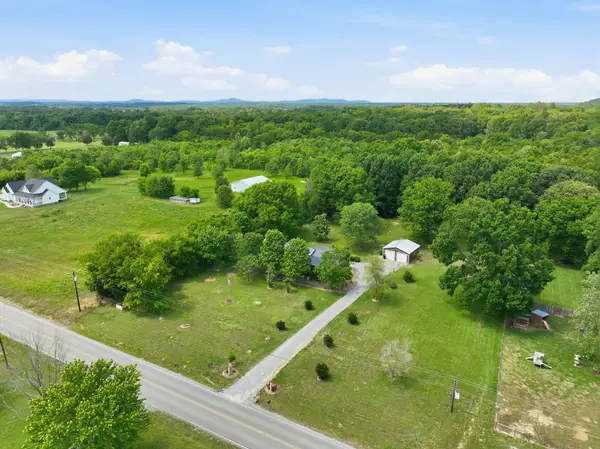 3041 Unionville Deason Rd, Bell Buckle, TN 37020