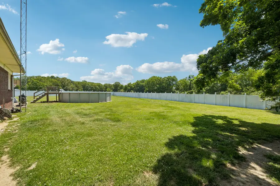 8181 Cedar Grove Rd, Big Sandy, TN 38221 - #3