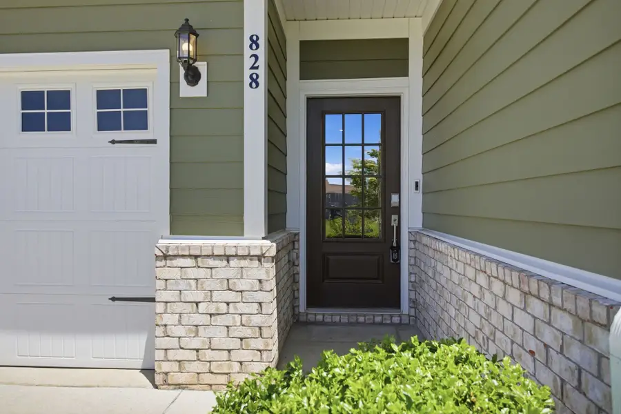 828 Ewell Farm Dr, Spring Hill, TN 37174 - #3