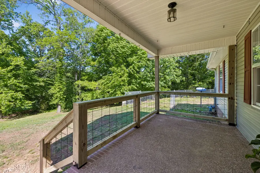619 Longbranch Rd, Hohenwald, TN 38462 - #3
