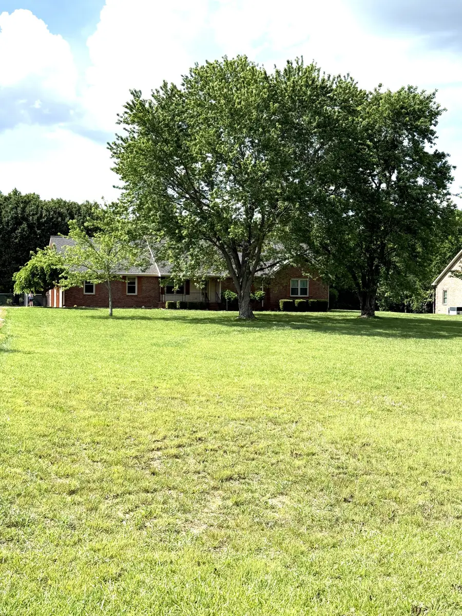 3168 Maxey Rd, Cedar Hill, TN 37032 - #2