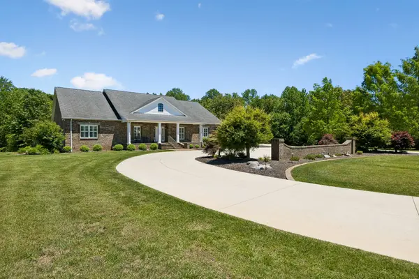 800 Grove Rd, Morrison, TN 37357