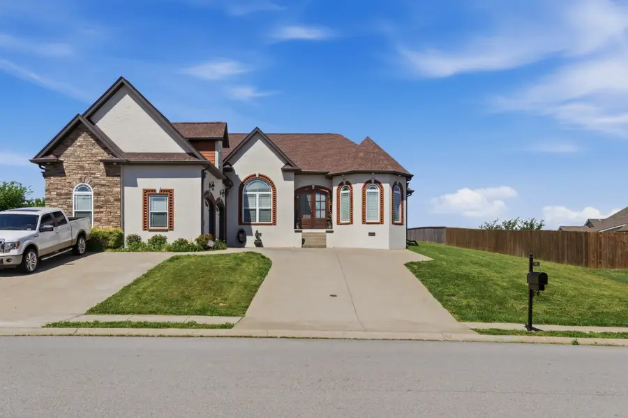 556 Larkspur Dr, Clarksville, TN 37043 - #2